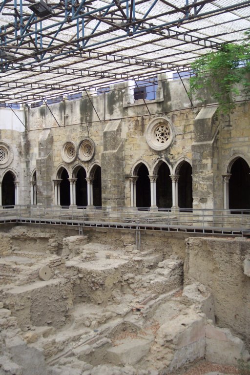 excavationsatcathedralcloisters.jpg